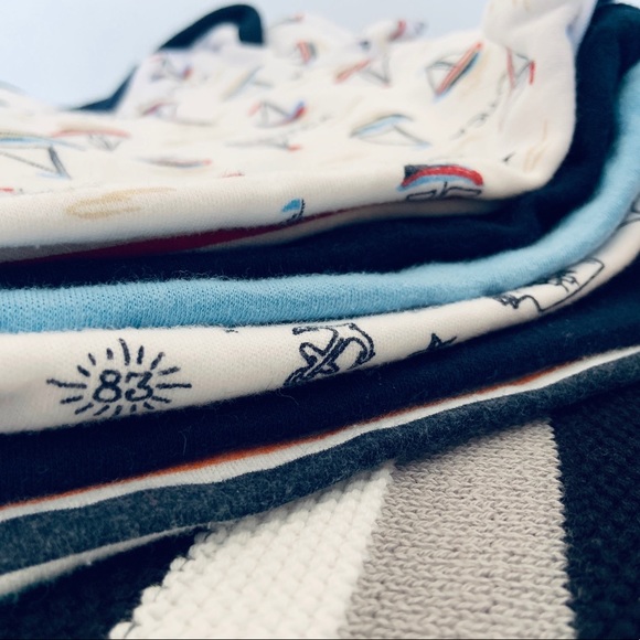 💰LOT OF 15 Onesies! 💰 - Picture 4 of 6